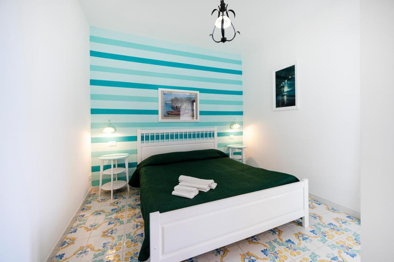 Villaggio Residence Nettuno Масса-Лубренсе Экстерьер фото